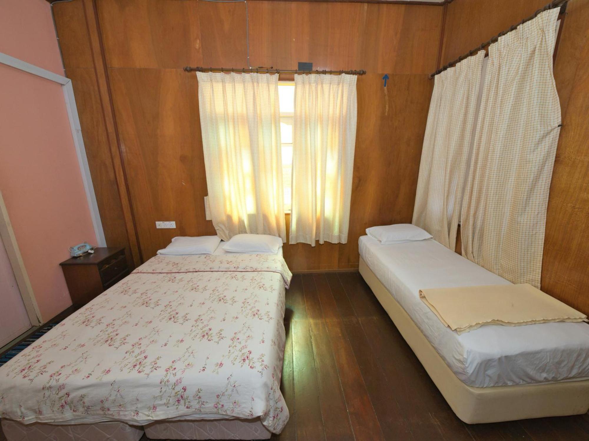 Oyo 90968 Teratak Samuderakita, Chalet & Guesthouse Kampong Gong Badak Exterior photo